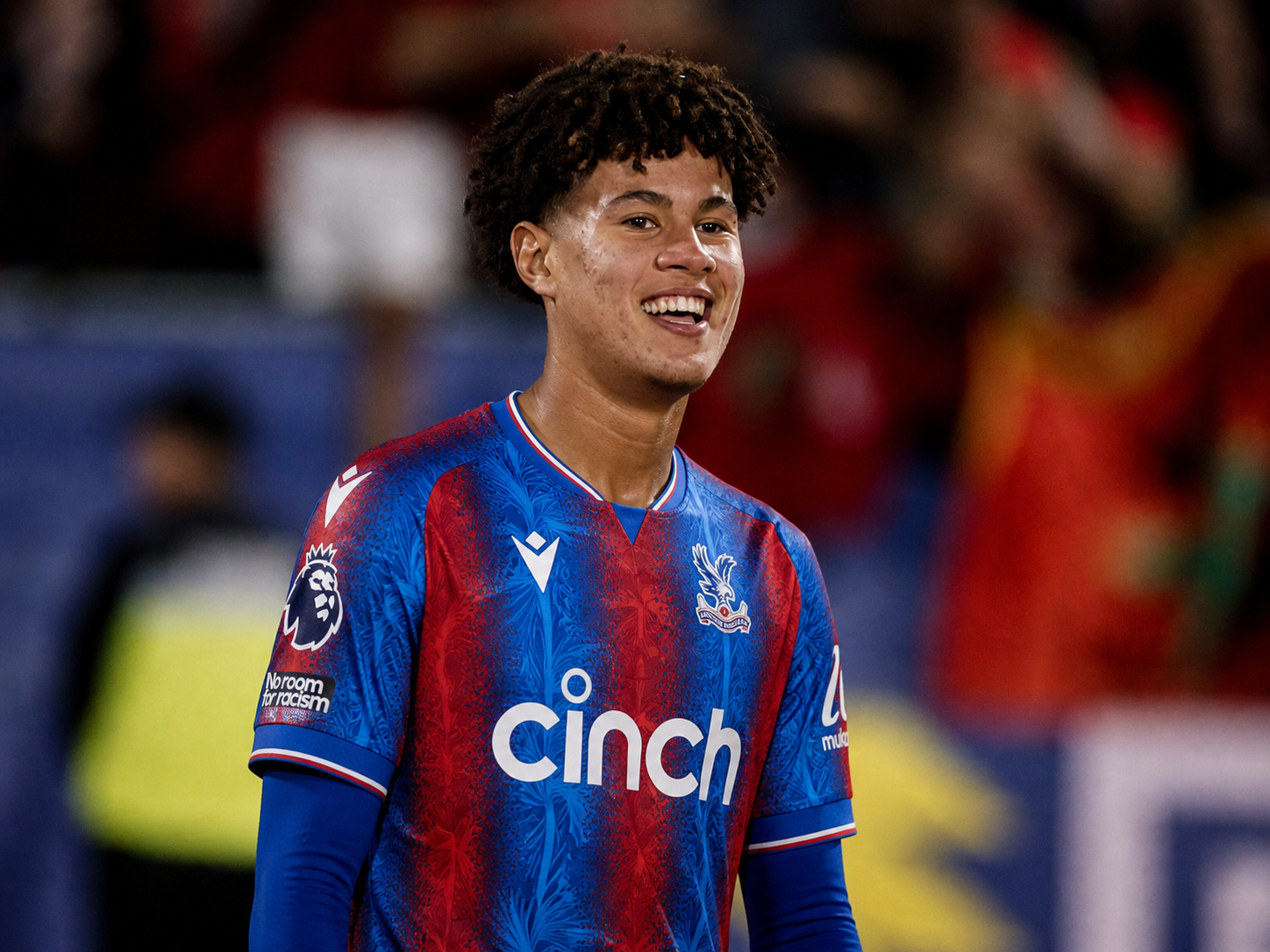 ينضم اللاعب المغربي طه مجني إلى صفوف نادي كريستال بالاس الإنجليزي